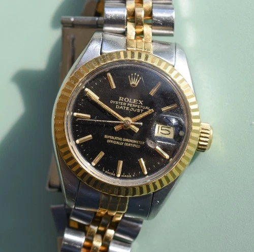 Vintage Ladies ROLEX 6917 Oyster Perpetual Datejust Black Dial Watch 1978
