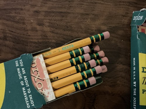 4 dozen Vintage Dixon Ticonderoga Ethan Allen Pencils, 3 doz. #2 5/10, 1 doz. #3 - Picture 4 of 8