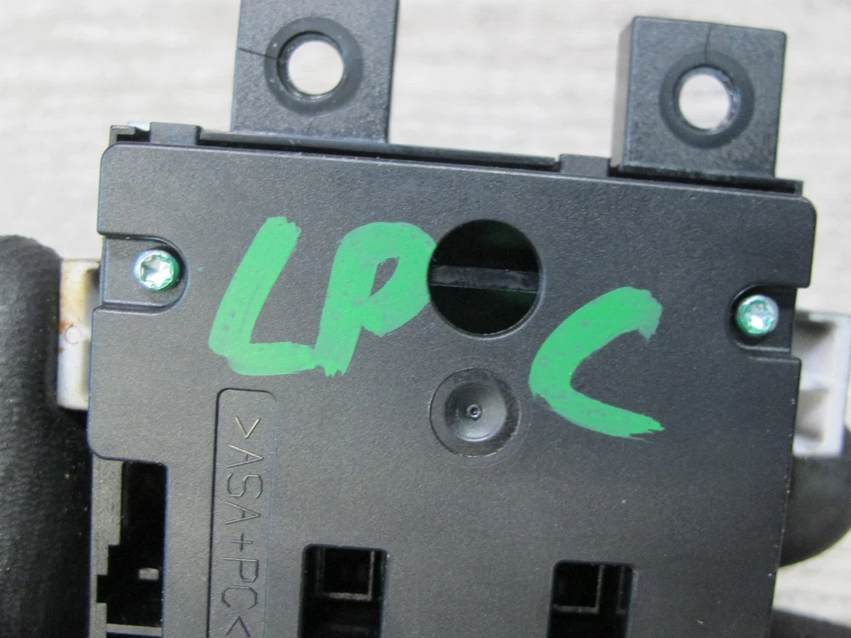 2008-2010 PPORSCHE CAYENNE 957 САМОВЫРАВНИВАЮЩИЙСЯ ПЕРЕКЛЮЧАТЕЛЬ УПРАВЛЕНИЯ ПОДВЕСКОЙ - Изображение 2 из 4