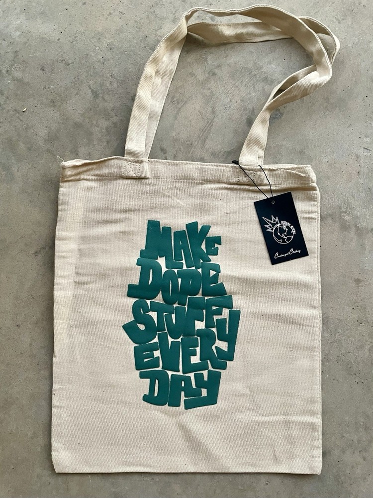 Stylish Durable Canvas Tote Bag for Everyday Use