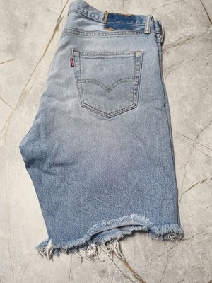 Herren Denim Bermuda Levi's hellblau Größe W34(48) italienisch