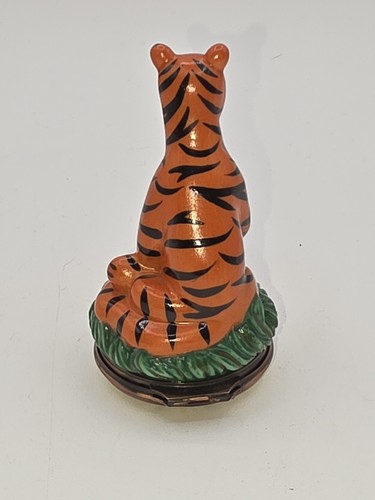 Halcyon Days Winnie The Pooh's Tigger Bonbonniere Limited Edition #175 - Picture 4 of 9