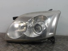 Feu avant (phare) Toyota AVENSIS