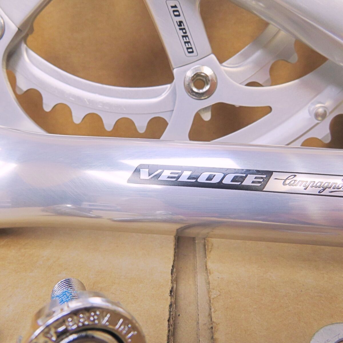New-Old-Stock Campagnolo Veloce (172.5 mm) Crankset with New-Old-Stock Campagnolo Veloce (172.5 mm) Crankset with