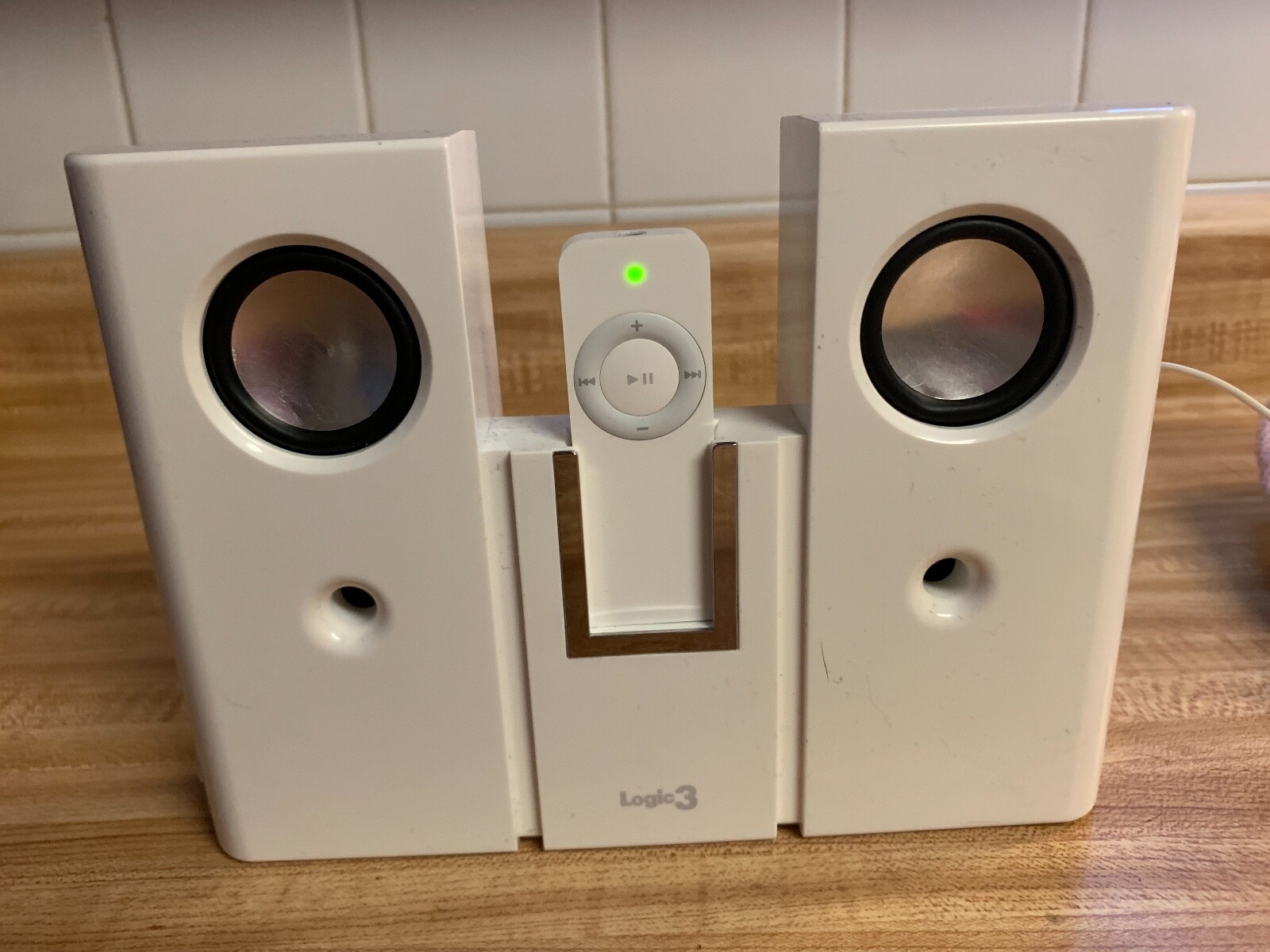 logic3 ipod docking station