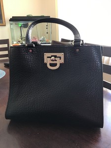 dkny black leather tote