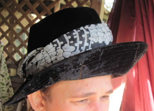 Maggi Alexander Design Black Velvet White Scarf 22 1/2" Bucket Hat USA Stained - Picture 1 of 8