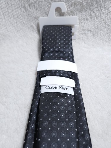 Calvin Klein Men's Silk Blend Tie ~ BLACK - Geometric - MSRP: $69.50 Super Sell. - Picture 4 of 8