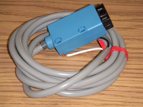 Honeywell MICRO SWITCH FE7C-FRU2-M Sensore fotoelettrico / fibra ottica in miniatura - Foto 3 di 5