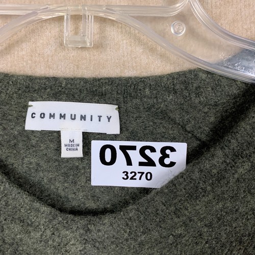Aritzia Community Wool Womens Sweater M Green Pullover V Neck Cropped Short - Picture 5 of 10