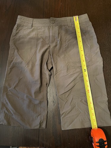 The North Face Shorts Khaki Bermuda Womens SIZE 4 Long Shorts Knee Length - Picture 7 of 8