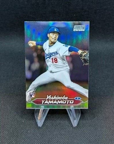 2024 Topps Stadium Club Chrome Yoshinobu Yamamoto Rookie RC Refractor Dodgers