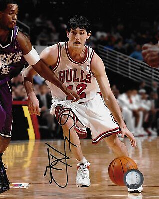 Kirk Hinrich signed Chicago Bulls basketball 8x10 photo COA Kirk Hinrich signed Chicago Bulls basketball 8x10 photo COA