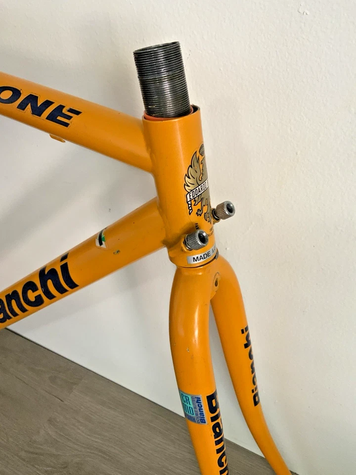 BIANCHI CAMPIONE FRAME AND FORK  53 CM STEEL TUBING 2.6 KGS 130 MM REAR SPACING - Image 3 of 4