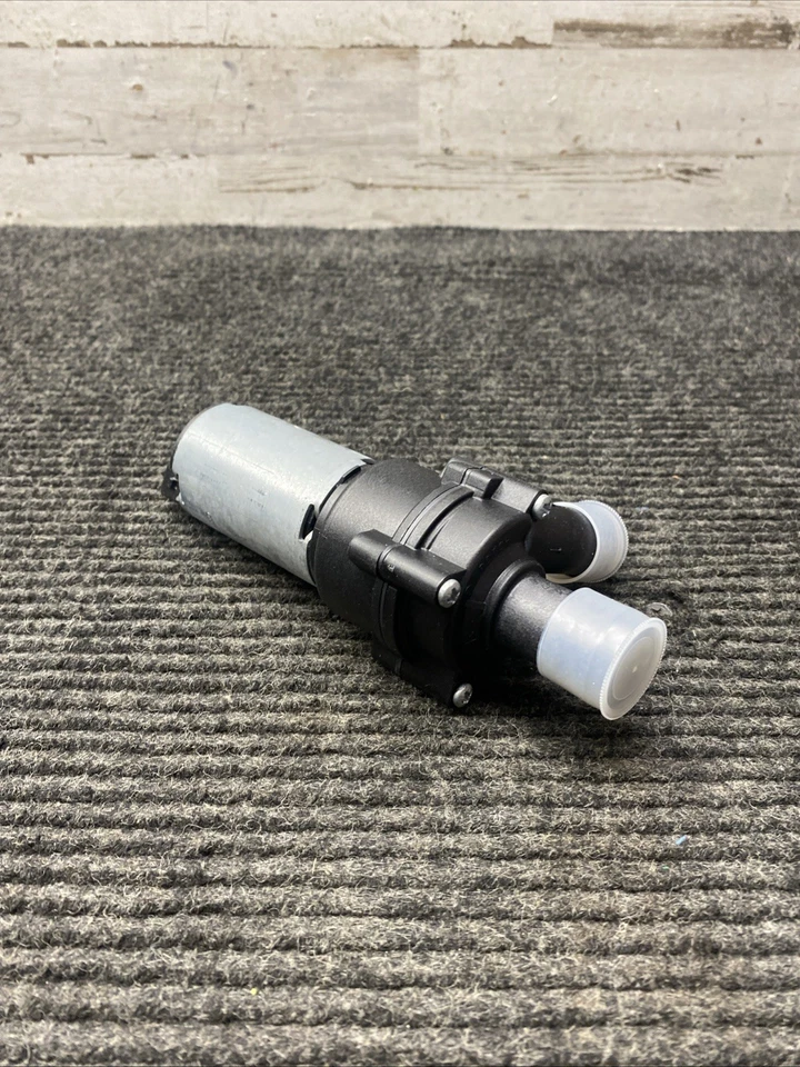 392020034 Bosch bomba de água auxiliar para caminhão Chevy Chevrolet Silverado 1500 - Imagem 2 de 4