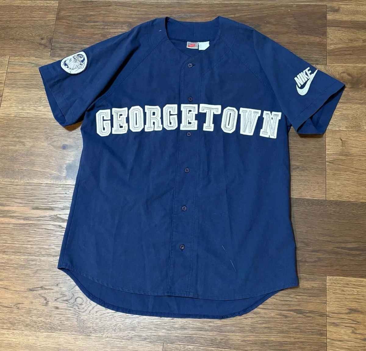 Preços baixos em Camisas de beisebol Georgetown hoyas NCAA | eBay