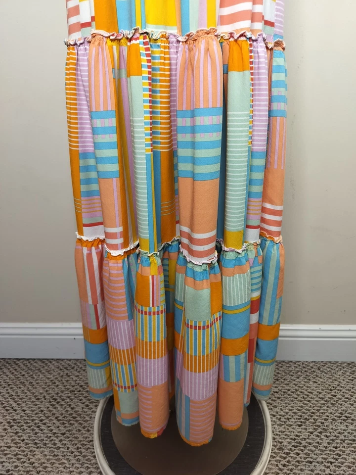 Maxi Vestido Abel The Label Sin Tirantes M Mediano Niveles Calado Bloques de Color Geo Foto 4 de 4