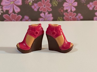 bratz doll feet shoes