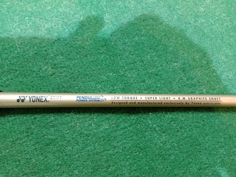 Yonex Titanium + tungsten brass insert Sand Wedge stiff graphite - Image 4 of 4