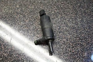 Fill washer fluid volvo