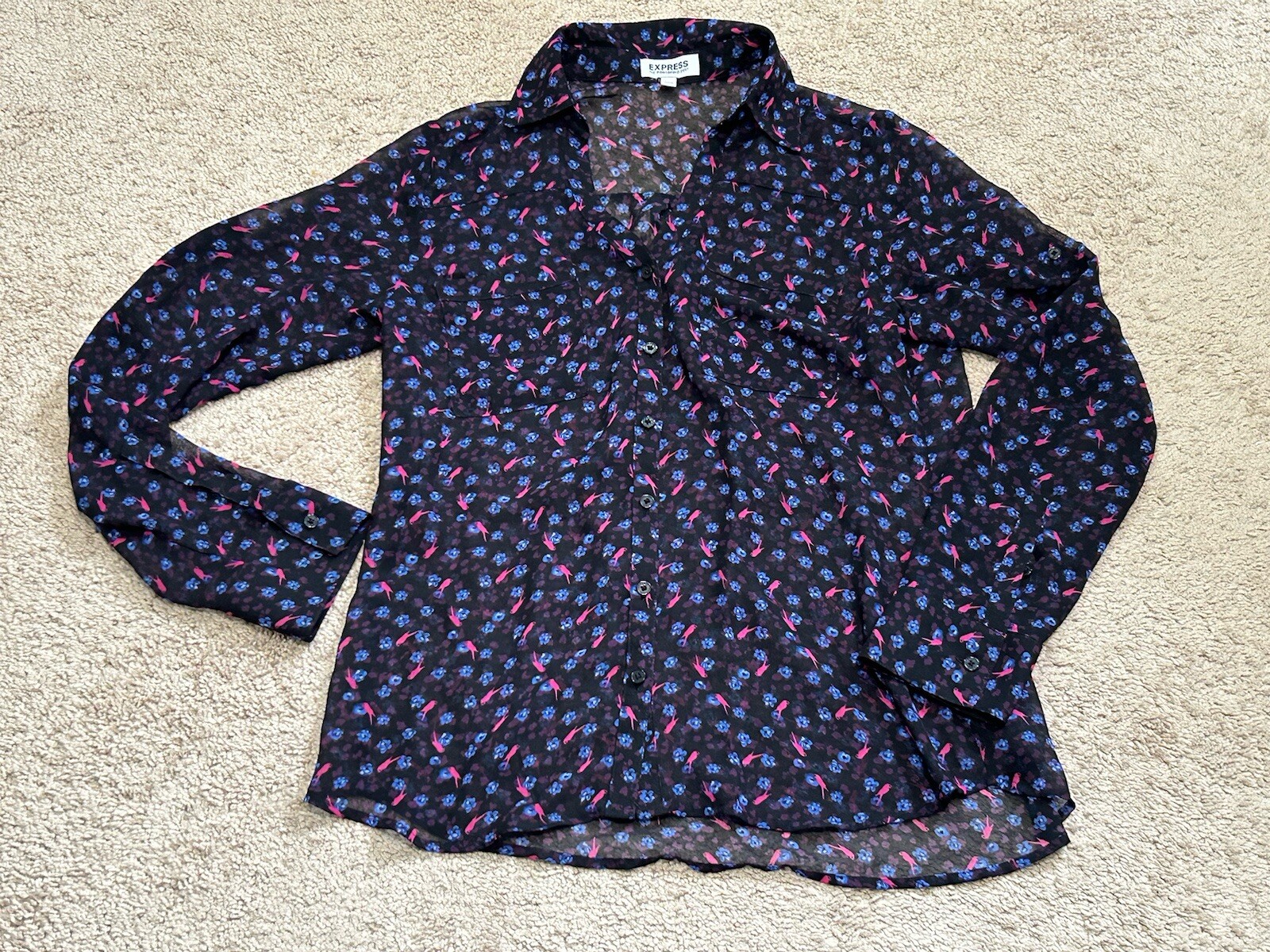 Express Womens Shirt Size Small Multicolor Print Lightweight Classic Dressy