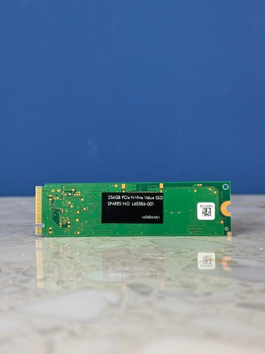 Disque SSD MICRON 2200 MTFDHBA256TCK | 256 Go NVMe 80 mm - Photo 2/4