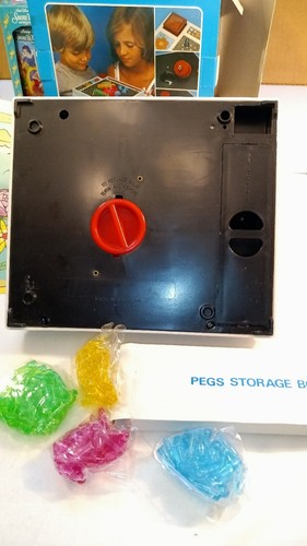 RARE Janex PEG LITE Peg Art w/ Pictures, Black Sheets, Pegs & Original Box 1970s - Picture 16 of 18