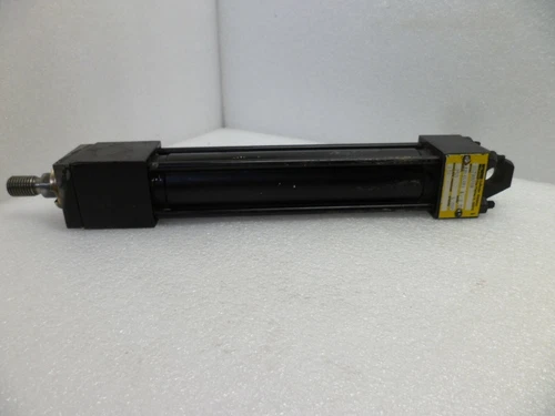 PARKER BB2AU28M PNEUMATIC CYLINDER 5" STROKE 1" BORE .625" ROD 250 PSI N.O.S.   