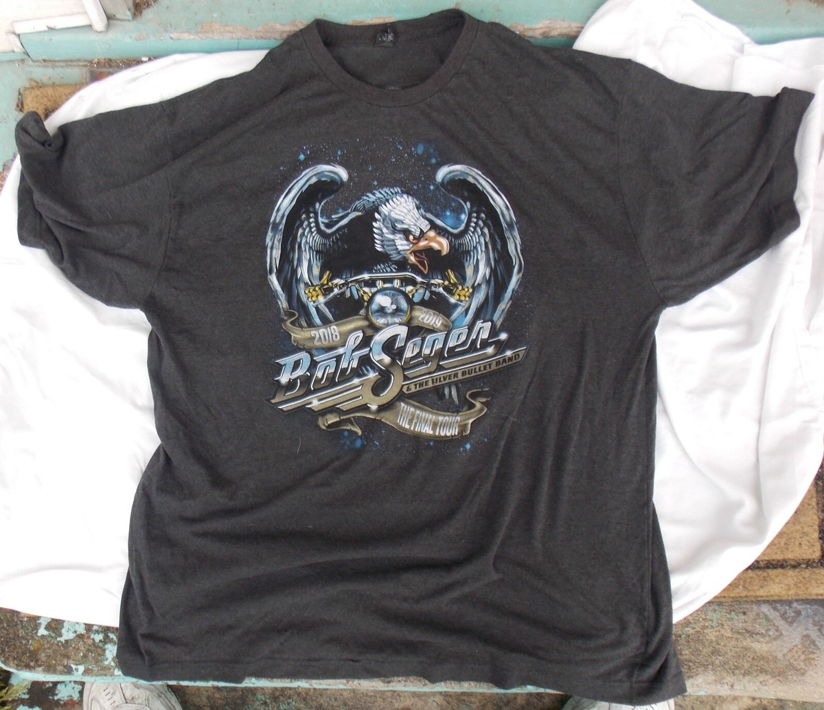 Vintage 2019 Bob Seger The Silver Bullet Band Final Tour XXL Concert  T-shirt