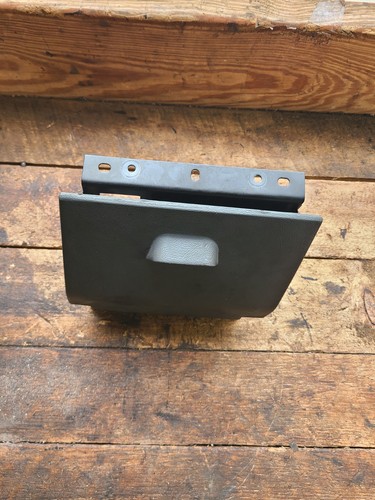 1987-1991 Ford Bronco F150 250 350 Dash Ashtray OEM Gray Grey W/ Light & Harness - Foto 4 di 5