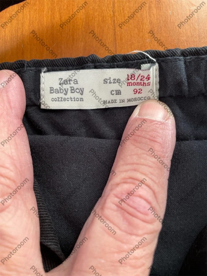 Macacão Zara Baby Boy Collection em excelente estado usado preto Lyocell forrado de algodão - 18-24Mos - Imagem 2 de 4