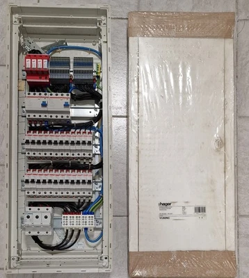 Hager VU60NC Kleinverteiler, 5-reihig, 60 Platzeinheiten komplett ausgestattet - Bild 1 von 4