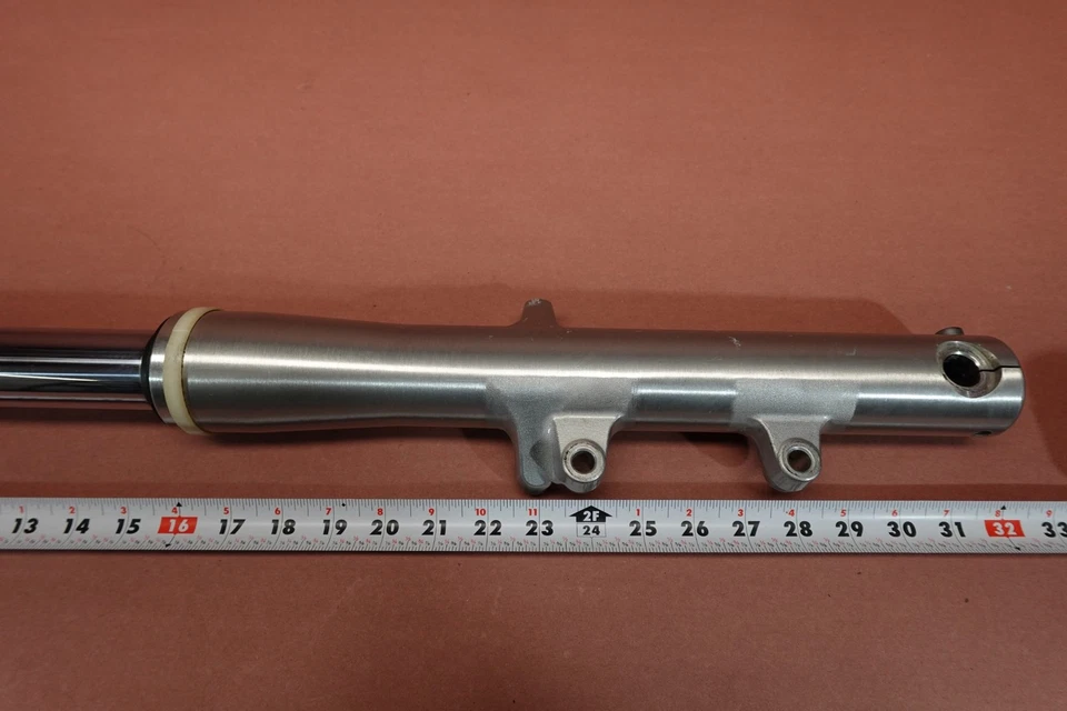 Tubo amortiguador horquilla delantera derecha Yamaha VStar V Star 650 XVS650 1998-2015 Foto 4 de 4