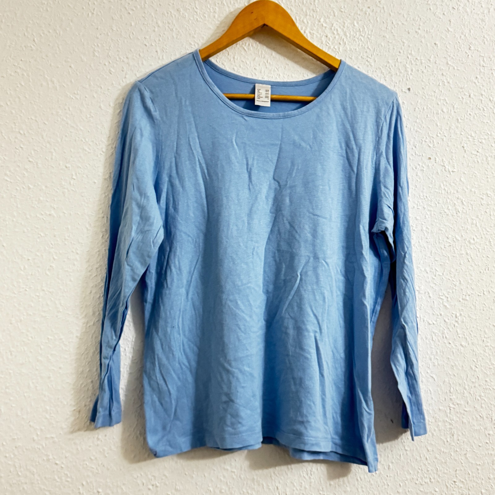 Light Blue Long Sleeved T-Shirt - Size Small (US) image 2