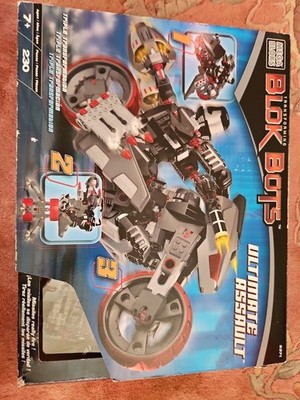 Mega Blocks Transforming Blok Bots Ultimate Assualt Building Set Complete