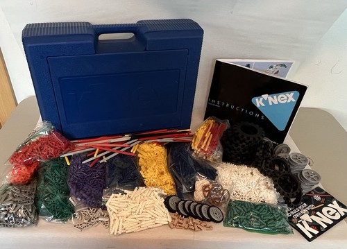 Complete 1800 piece K'NEX Giant Set 60020 (50) Instructions Plastic Blue Box - Picture 2 of 19
