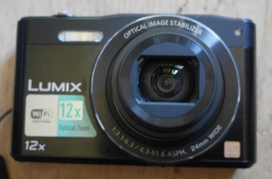 Panasonic Lumix DMC-SZ8, photo 3 of 5
