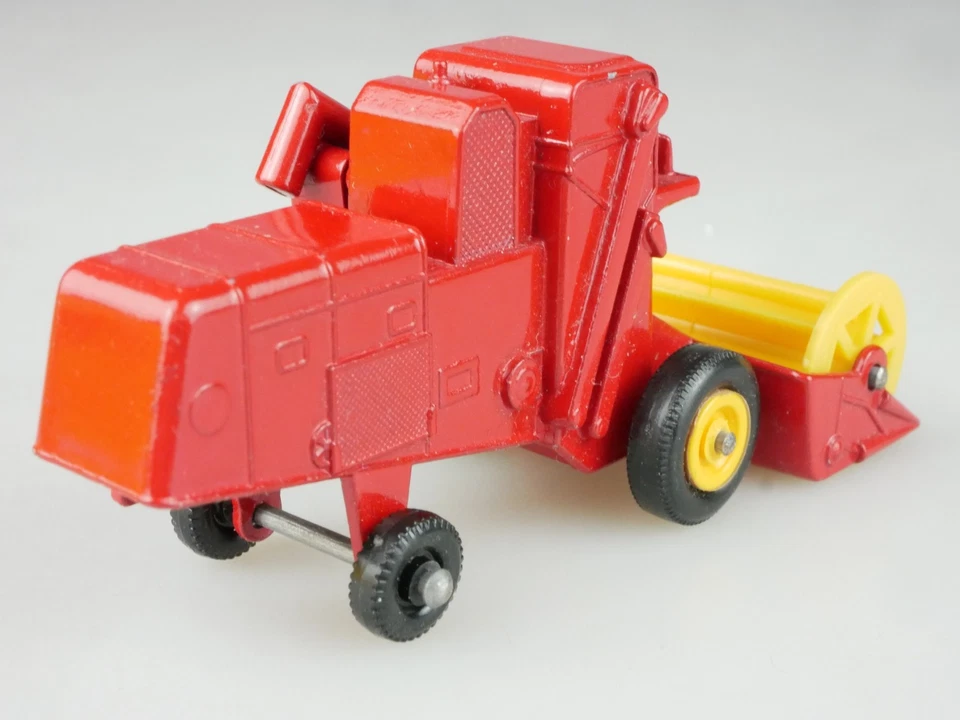65c Claas Combine Harvester - 38645 Matchbox Regular Wheels - Bild 4 von 4