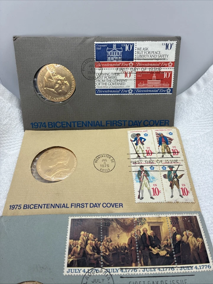 Bicentennial First Day Covers & Medals W/STAMPS MIX LOT WITH BRONZE 1976 Coin - Image 2 of 4