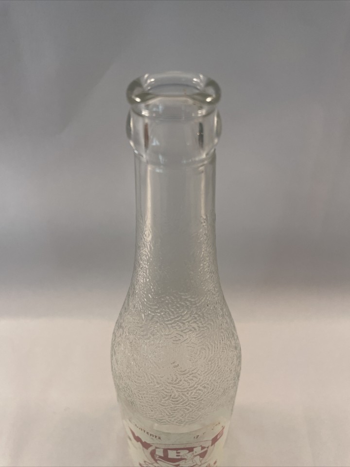 Wible Sparkling Beverages Wible Bottling Works Three Springs, PA 12oz