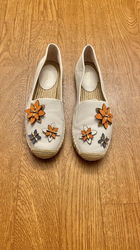 Michael Kors White Leather Floral Embellished Espadrille Flats Size 9M. - Picture 2 of 9