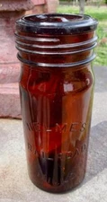 Antique Helme's Railroad Mills Amber One Quart Tobacco Snuff Jar With Lid