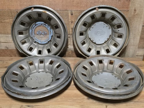 GM 1967 Chevy Impala SS Hubcaps OEM Wheel Covers Rim Emblem Set Of 4 - NO RUST - Picture 2 of 6
