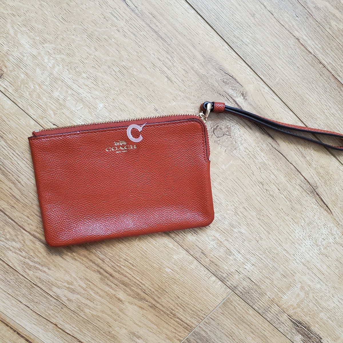 NWOT Coach Crossgrain Leather Corner Zip Wristlet Wallet Cognac