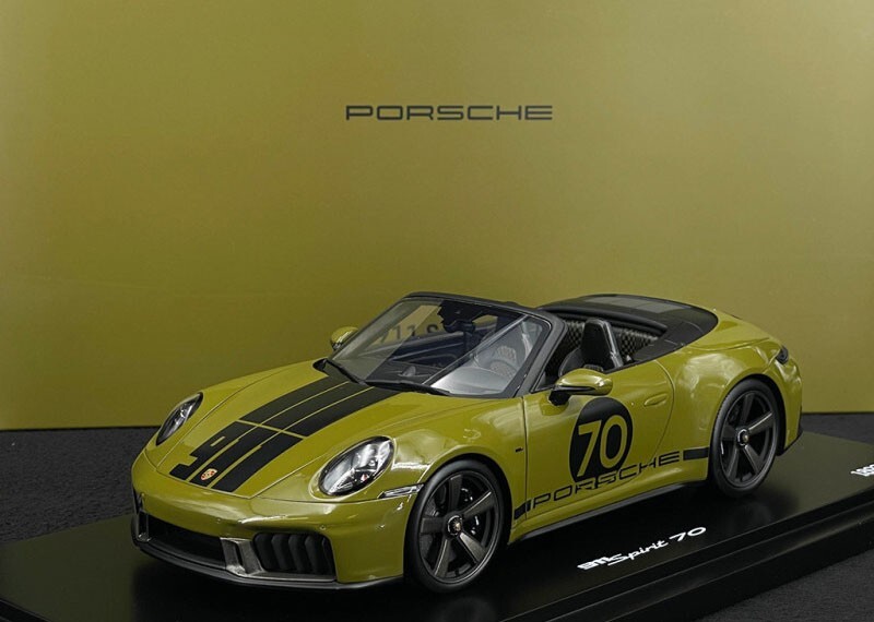 1/43 特注 スパーク ポルシェ 911 スピリット70 オリーブネオ Spark Porsche 911 Spirit 70 Type 992 Cabriolet 2025 Olive