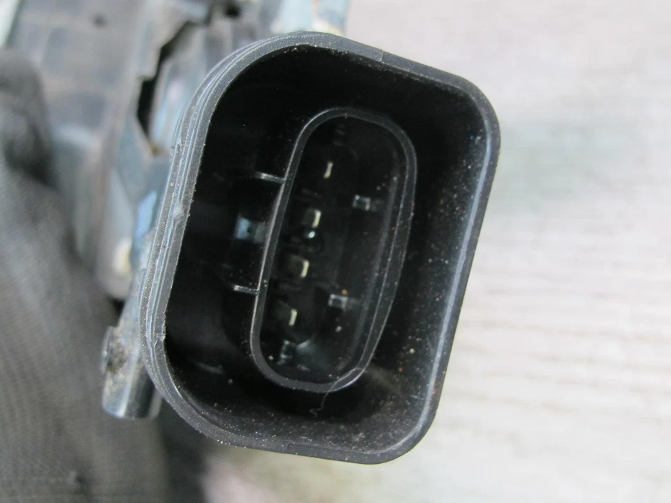 1998 - 2002 LEXUS J100L LX470 前右侧门锁闩锁动作器带手柄 — 第 4/4 张图片