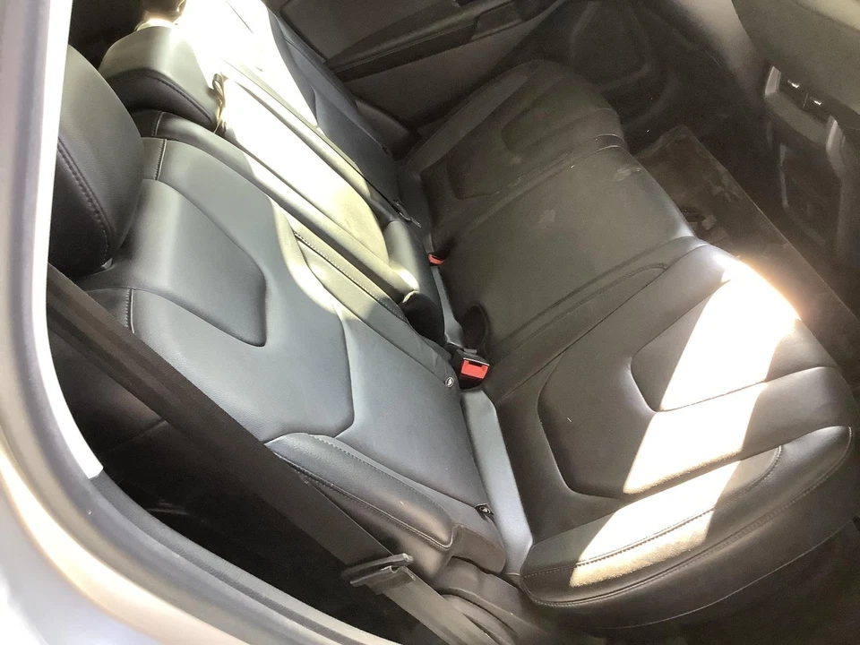 Asiento trasero usado se adapta: Ford Edge 2016 grado A Foto 2 de 4