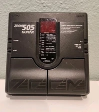 Zoom 505 Guitar Compact Multi Effects Processor  Guitar Pedal Untested. 