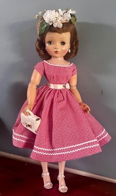 Vintage Madame Alexander Cissy , Refurbished, Pretty with Flaws