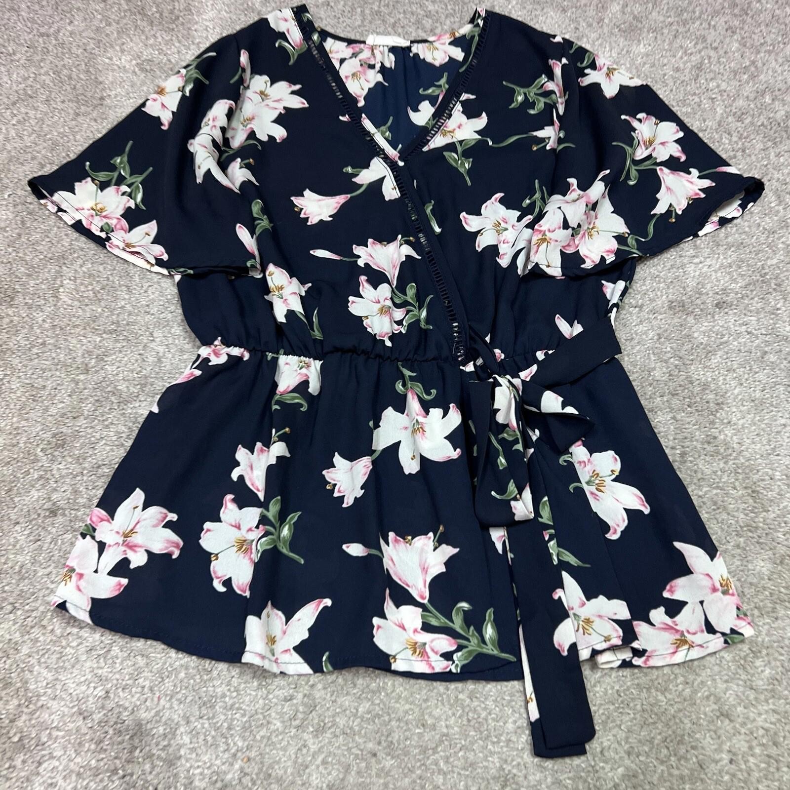 Sienna Sky Blouse Women’s Blue Pink Floral Short Sleeve Size Small